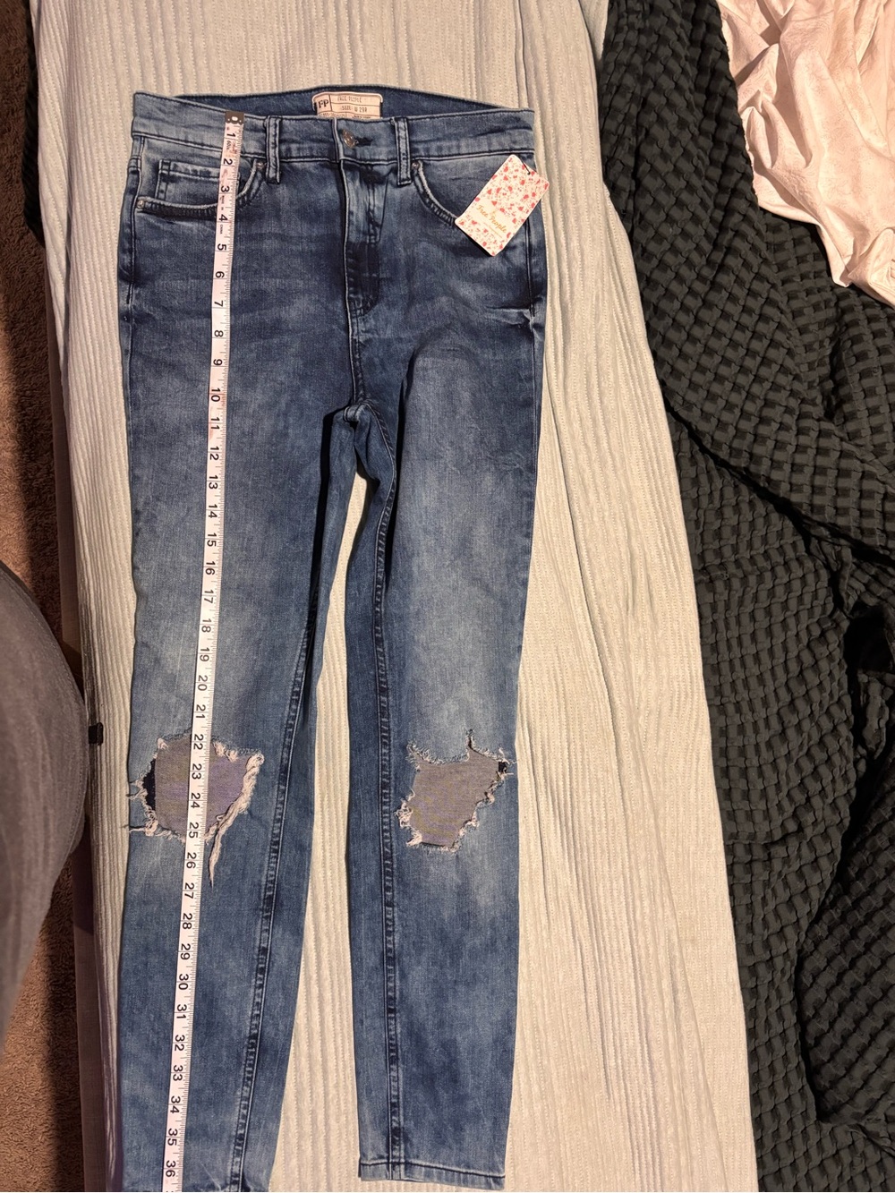 NWT Free People Busted Knee Skinny Jeans Turquoise Distressed Size 29